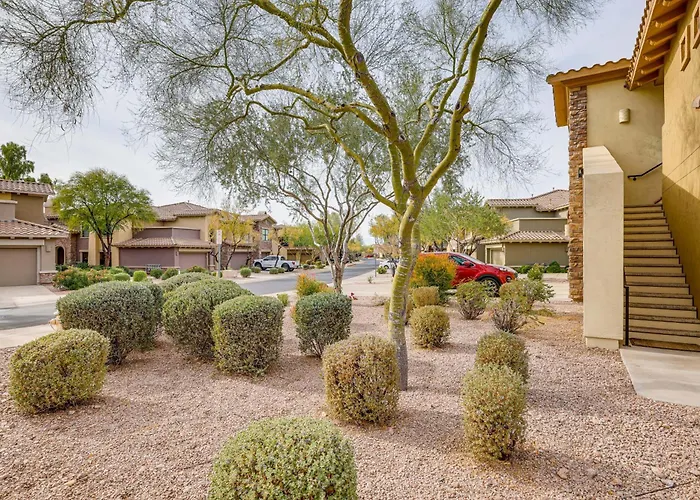 ~ 1 Mi To Desert Ridge Marketplace: Condo! Phoenix